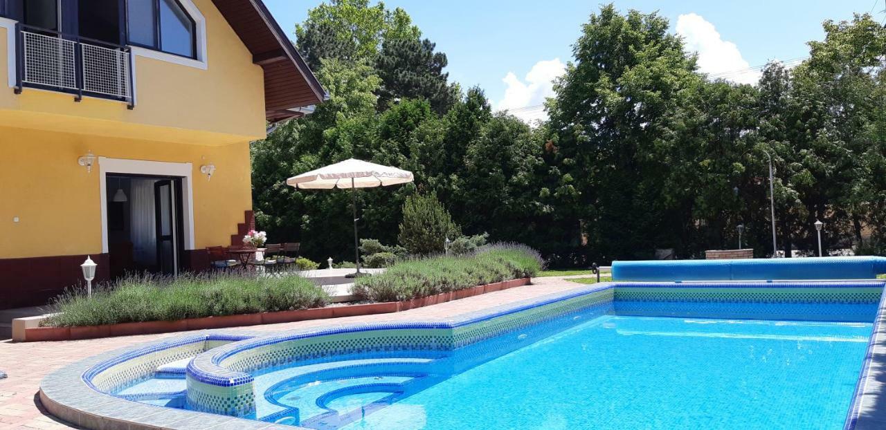 Schieszl Apartments Zamardi 1 Ngoại thất bức ảnh
